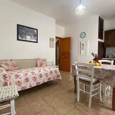 Апартаменты Lipari Centro Storico Flat 7 Mins From Port Экстерьер фото